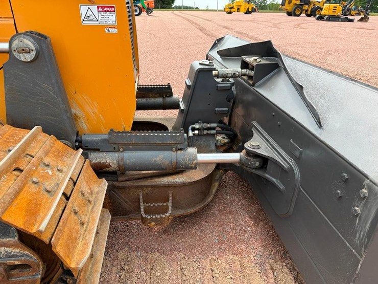 case-1150m-lt-image-23