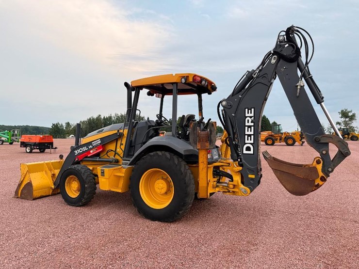 2019-deere-310sl-hl-image-5