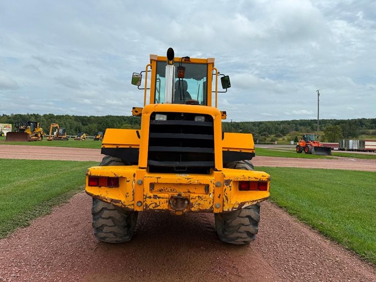 jcb-426b-image-5