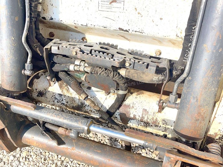 2019-bobcat-t870-image-10