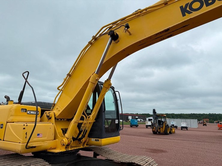 kobelco-sk210-lc-8-image-29