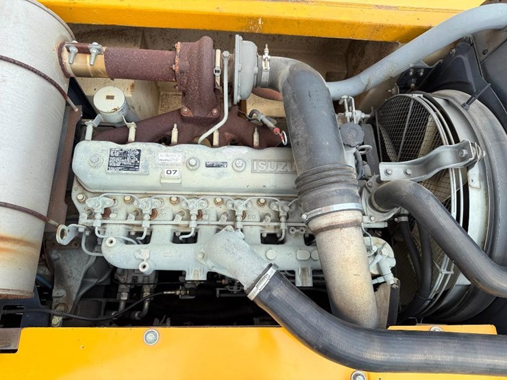 deere-210c-w-image-39