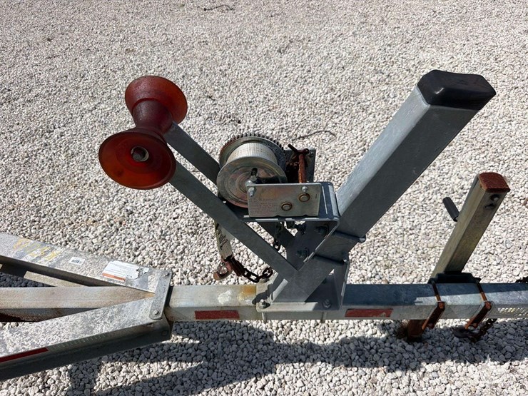 2004-continental-16-ft-image-10
