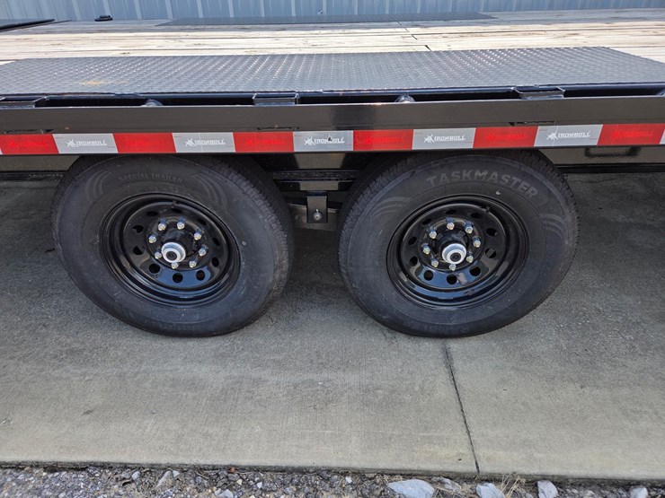 #1078-•-2026-iron-bull-32'-gooseneck-trailer-image-6