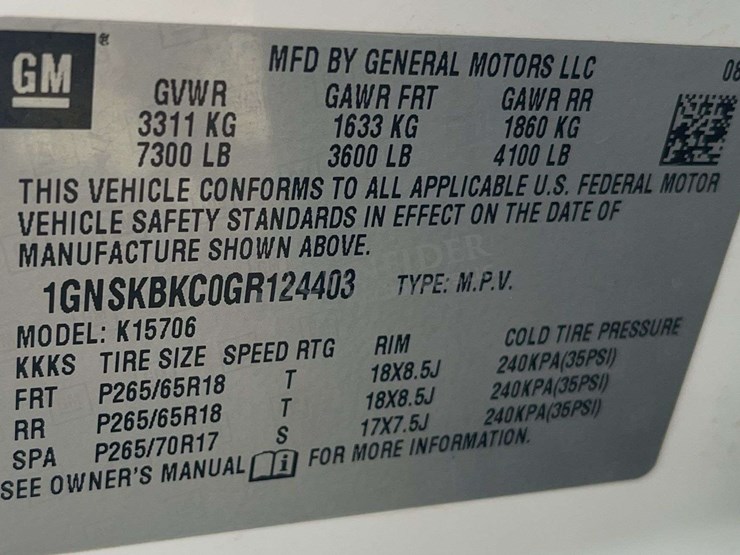 2016-chevrolet-tahoe-lt-image-20