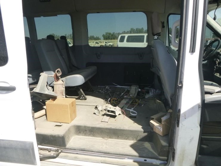 2018-ford-transit-image-17