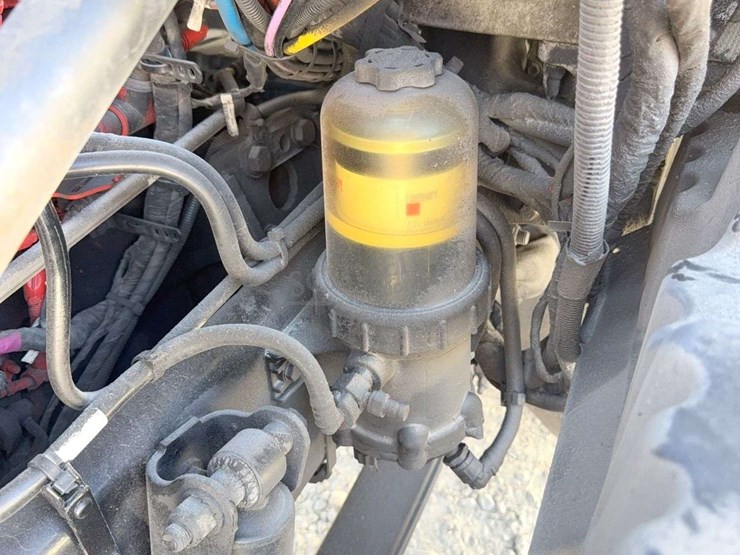 2020-peterbilt-579-image-56