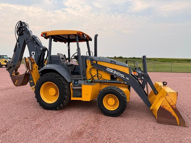 2019-deere-310sl-hl-image-3