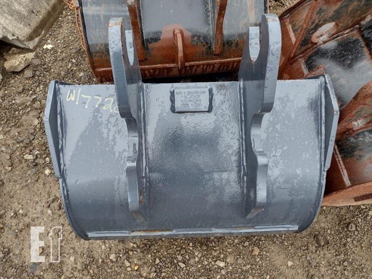2016-kubota-kx040-4-image-38