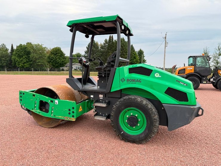 2019-bomag-bw145d-5-image-6