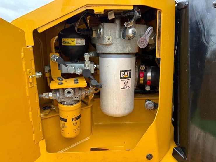 caterpillar-d6t-xl-image-55