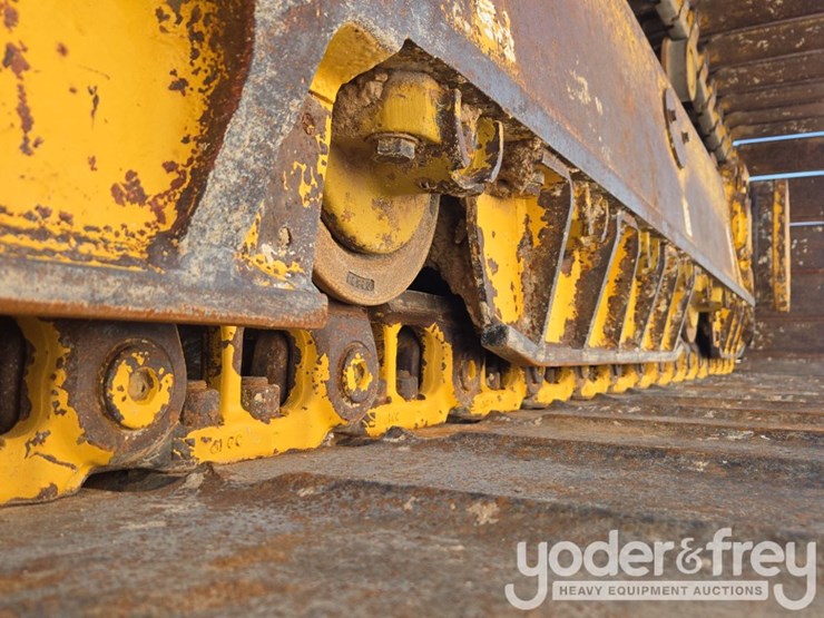 2022-komatsu-d61pxi-24-image-8