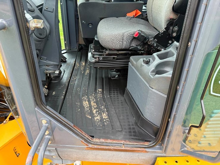 deere-544k-image-50