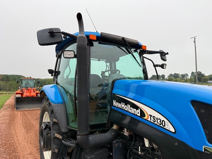 new-holland-ts130a-image-17