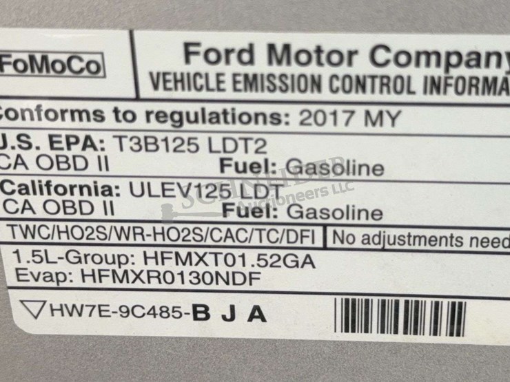 2017-ford-escape-se-image-30