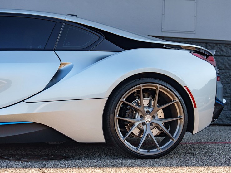 #1064-•-2015-bmw-i-8-image-18