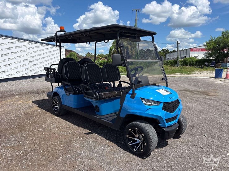 2024-vivid-ev-6-person-electric-cart-image-2