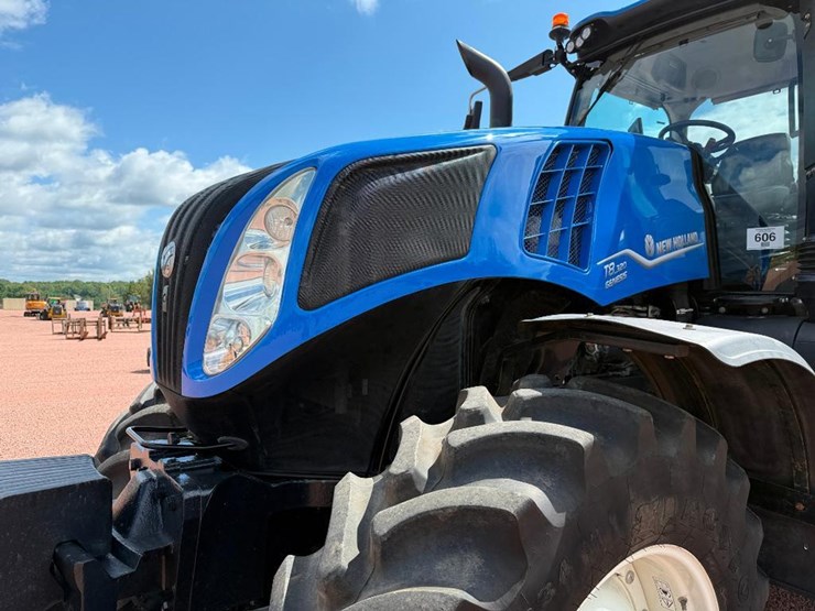 new-holland-t8.320-image-42
