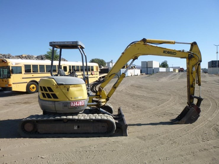 2003-kobelco-sk45sr-image-21