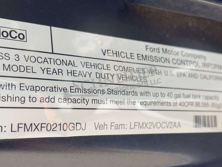 2021-ford-f350-image-37