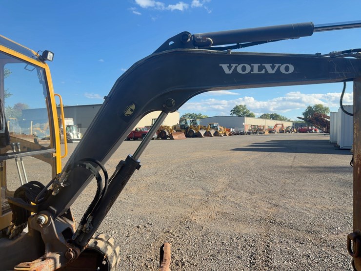 2003-volvo-ec35-image-11