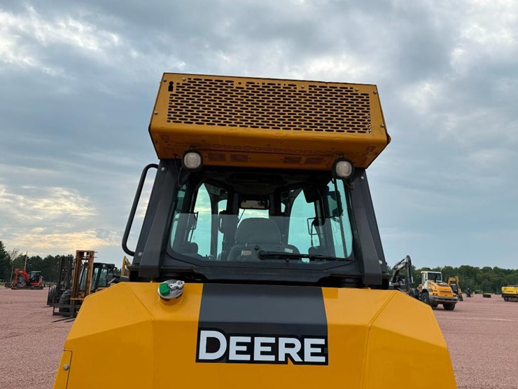 deere-700k-lgp-image-37