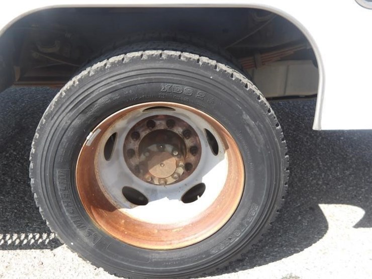 2010-ford-f450-image-6