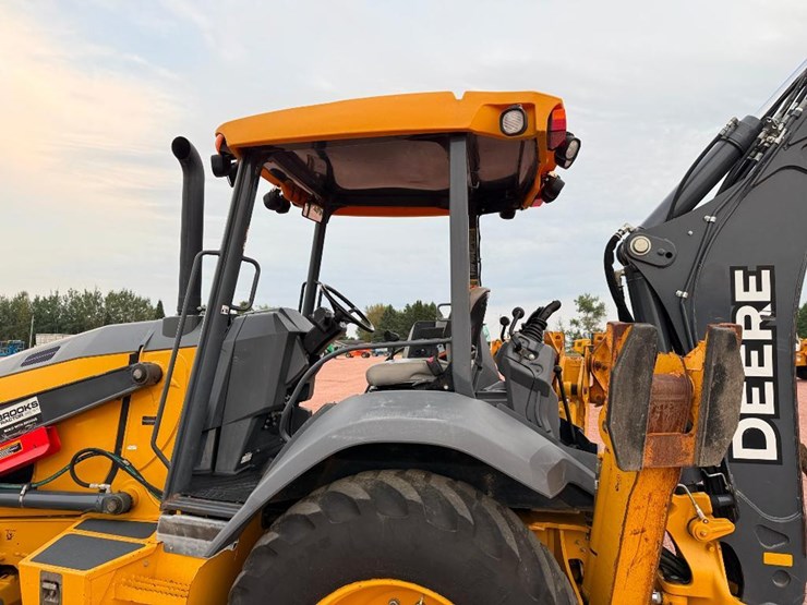 2019-deere-310sl-hl-image-15