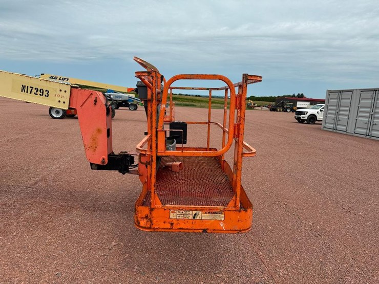 jlg-600a-image-32