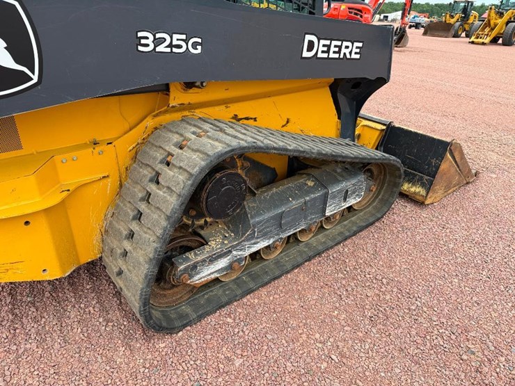 2020-deere-325g-image-20