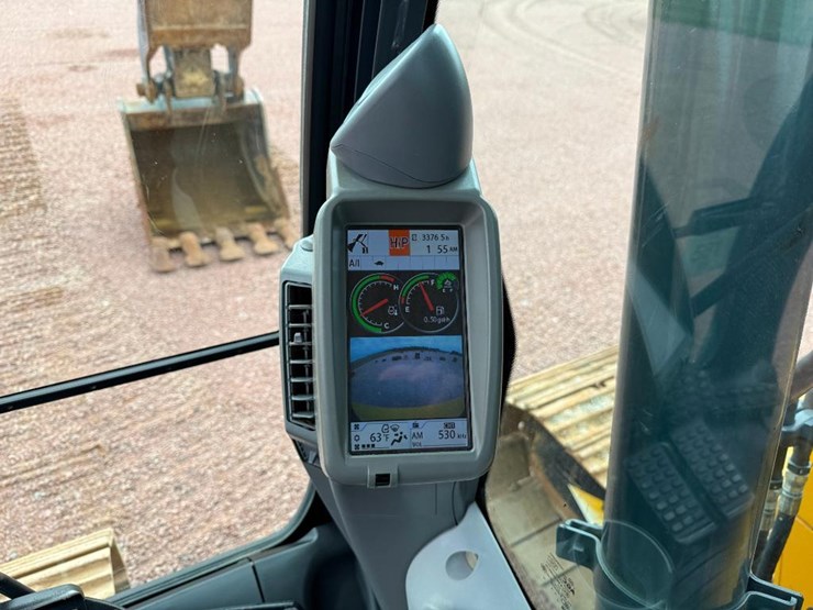 deere-130g-image-59