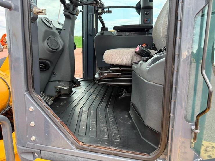 deere-624k-image-51