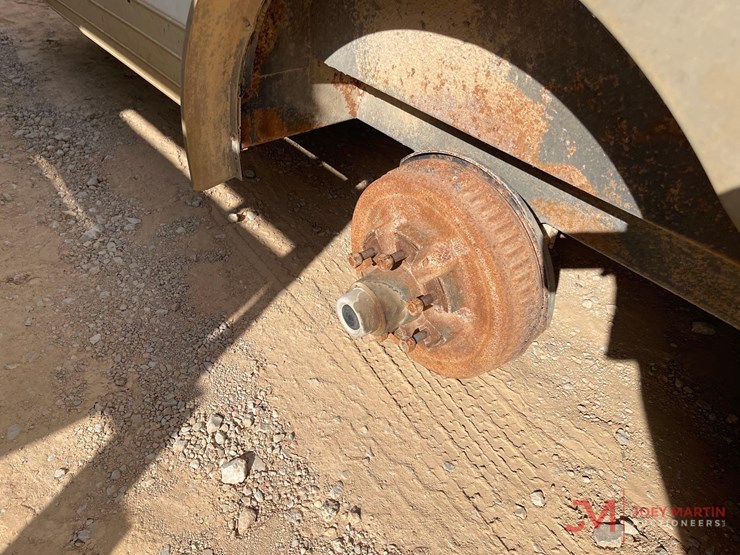 2011-cargo-wells-image-13