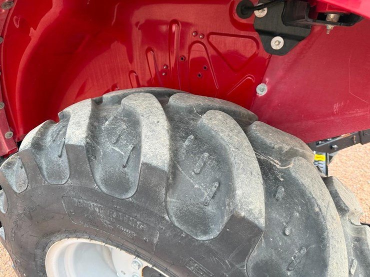 case-ih-farmall-75c-image-7