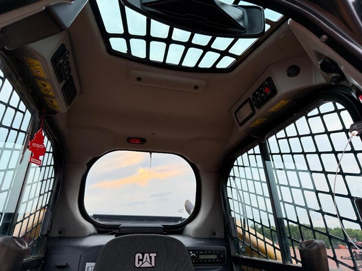 caterpillar-279d3-image-34
