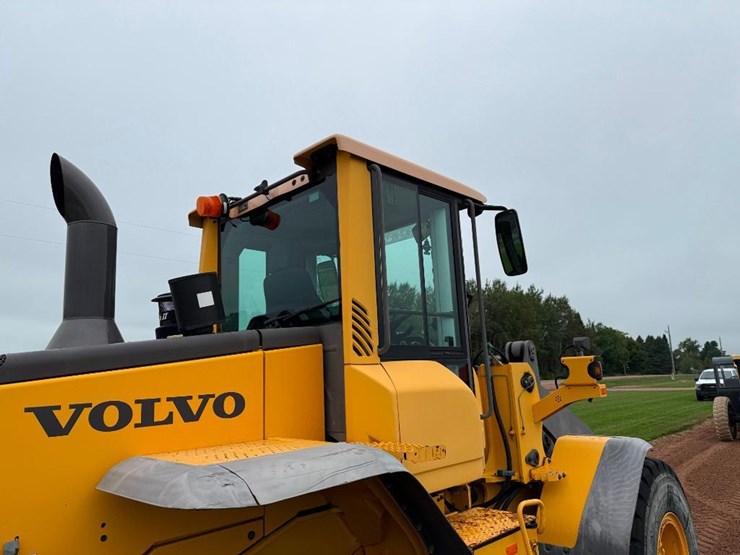 volvo-l90f-image-22