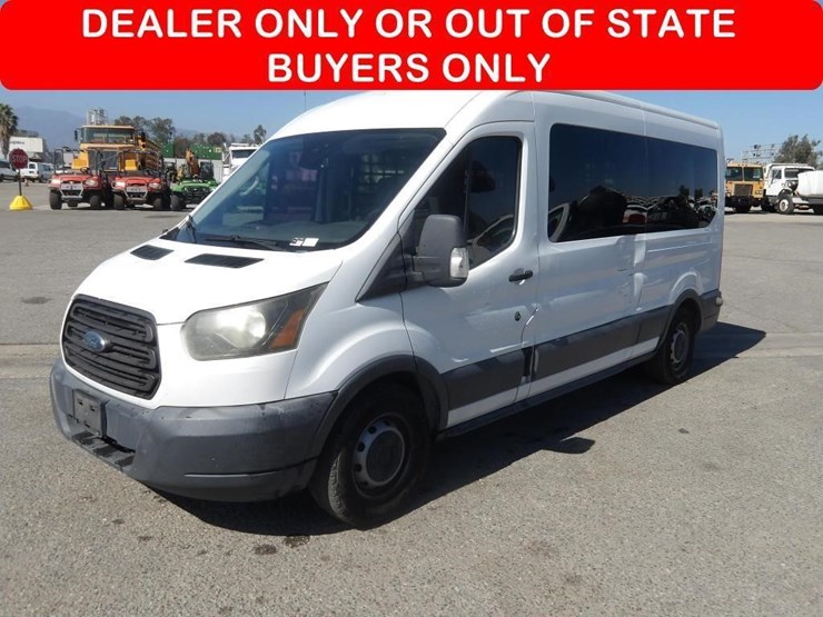 2017-ford-transit-image-1