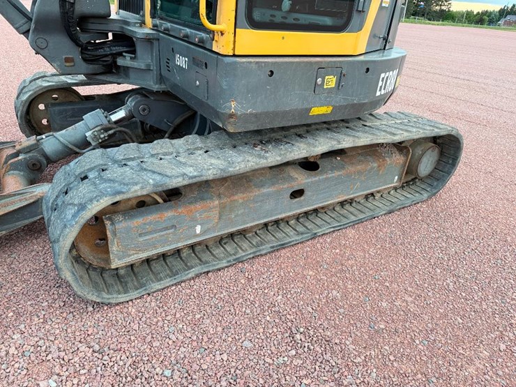 volvo-ecr88-image-7