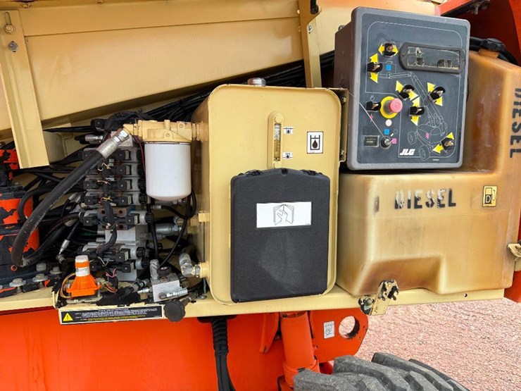 jlg-660sj-image-41