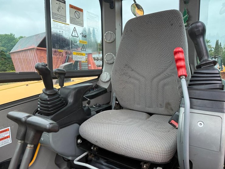 volvo-ecr88d-image-48