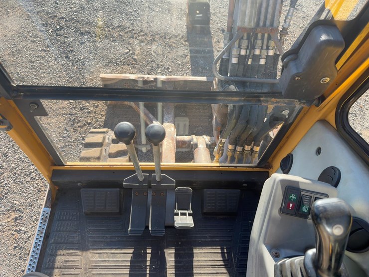 2003-volvo-ec35-image-30