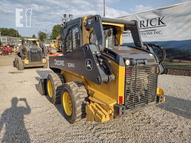 2019-deere-324g-image-29