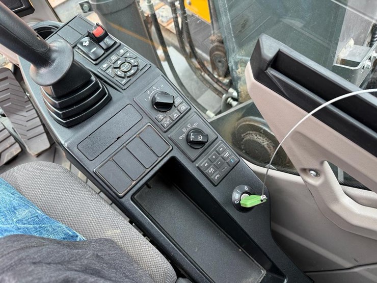 volvo-ecr145el-image-61
