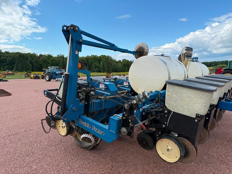 1999-kinze-2000-image-14