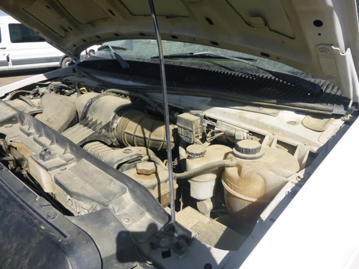 2008-ford-e350-image-24