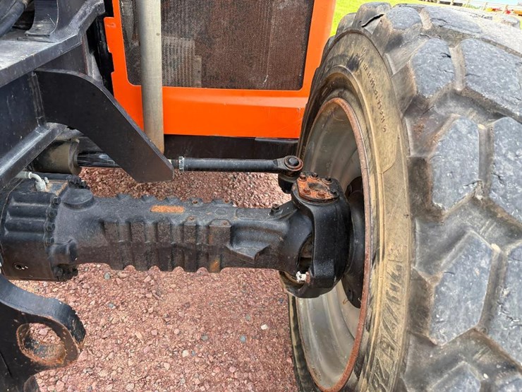 2014-jlg-g6-42a-image-17