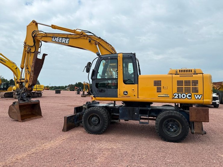 deere-210c-w-image-5