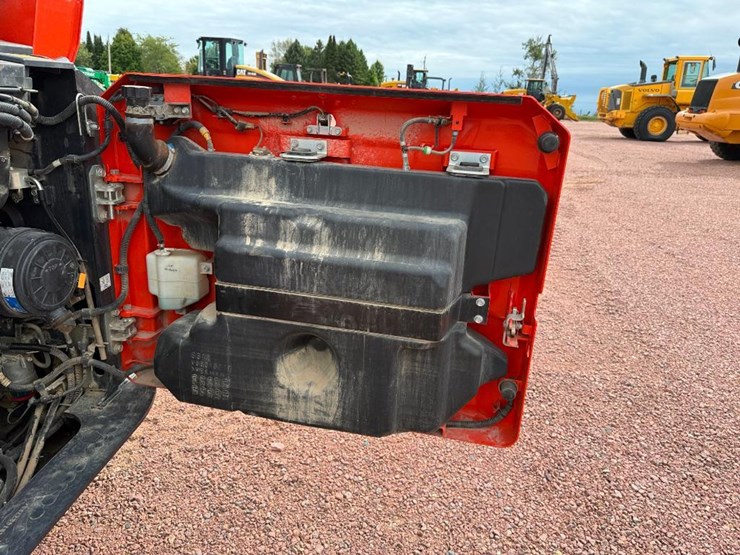 2024-kubota-svl75-3-image-25