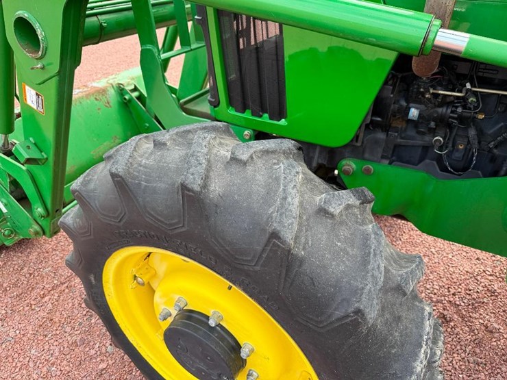 john-deere-5320-image-8