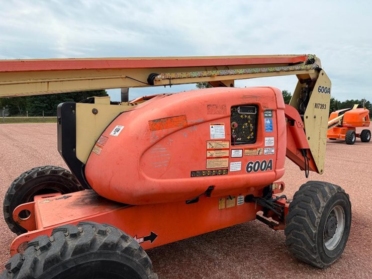 jlg-600a-image-24